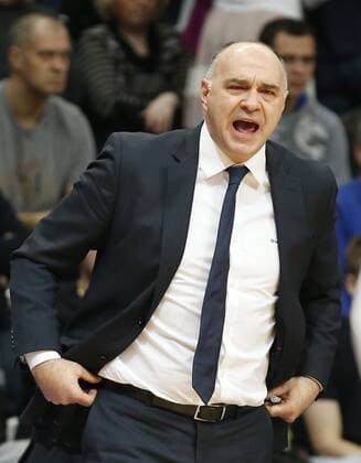 MOSCOW, RUSSIA. FEBRUARY 11, 2016. Real s head coach Pablo Laso reacts in the 2015 16 Season Euroleague Top 16 Group F Round 7 basketball match against BC Khimki Moscow Region at Dynamo Sports Palace in Krylatskoye. Mikhail Japaridze TASS  TS017015