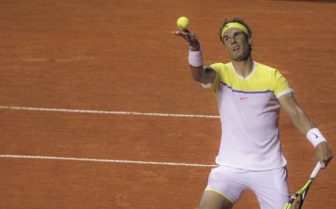 Spanish Rafel Nadal in action against Argentine Juan Monaco during his match of the tennis ATP Tennis Herren Tournament of Buenos Aires, Argentina, 11 February 2016. EFE David Fernandez ATP tournament of Buenos Aires !ACHTUNG: NUR REDAKTIONELLE NUTZUNG!  BAS00 20160212-635908434753045935
