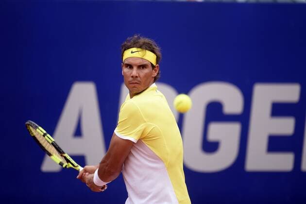 Spanish Rafel Nadal returns the ball to Austrian Dominic Thiemi during the semifinals match of the tennis ATP Tennis Herren Tournament of Buenos Aires, Argentina, 13 February 2016. ATP TOURNAMENT OF BUENOS AIRES !ACHTUNG: NUR REDAKTIONELLE NUTZUNG!  BAS20 20160213-635909931113583103