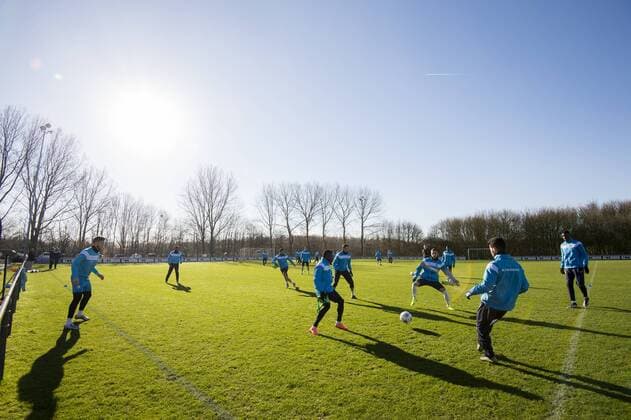 Gent s players pictured in action during a training session of Belgian first league soccer team KAA Gent, Tuesday 16 February 2016 in Gent. Gent is preparing for the first leg of the 1 8 finals of the UEFA Champions League competition against German club VfL Wolfsburg tomorrow. JASPERxJACOBS  x04793731x
