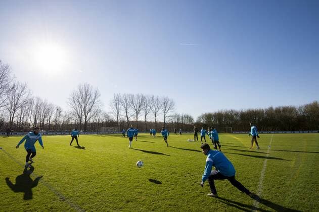Gent s players pictured in action during a training session of Belgian first league soccer team KAA Gent, Tuesday 16 February 2016 in Gent. Gent is preparing for the first leg of the 1 8 finals of the UEFA Champions League competition against German club VfL Wolfsburg tomorrow. JASPERxJACOBS  x04793730x