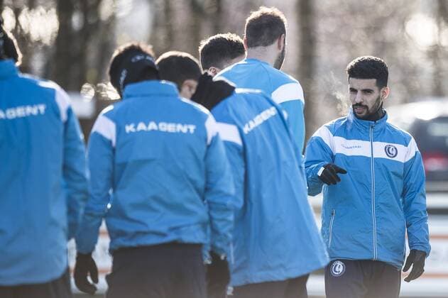 Gent s Mbark Boussoufa (R) pictured at a training session of Belgian first league soccer team KAA Gent, Tuesday 16 February 2016 in Gent. Gent is preparing for the first leg of the 1 8 finals of the UEFA Champions League competition against German club VfL Wolfsburg tomorrow. JASPERxJACOBS  x04793737x