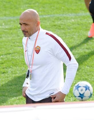FuÃŸball, Champions League, AS Rom Training 16.02.2016. Rome, Italy. Roma team practise ahead of their UEFA Champions League game versus Real Madrid on Feb 17th in Rome. The coach of A.S. Roma Luciano Spalletti xActivax  ActionPlus11708288