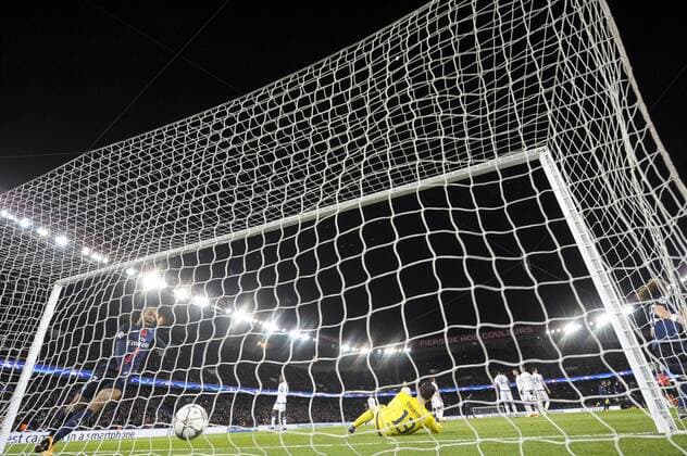 Tor Zlatan Ibrahimovic (PSG) FOOTBALL : Paris St. Germain - Chelsea FC London - Champions League - Paris - 16 02 2016 JBAutissierx 