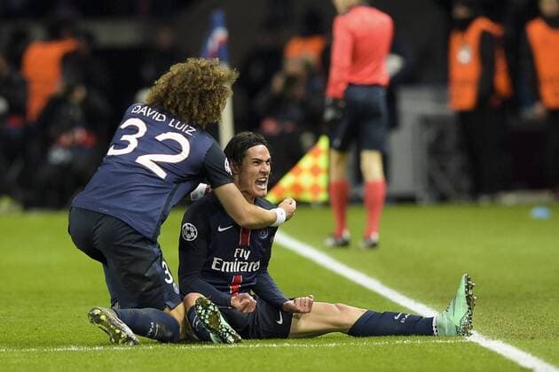 Fußball, Champions League, Paris St. Germain besiegt FC Chelsea Edinson Cavani (PSG) - Fussball, Champions League, Paris Saint Germain PSG vs. FC Chelsea - 16 02 2016 JBAutissier Panoramic 