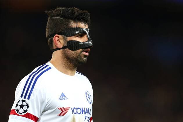Fußball, Champions League, Paris St. Germain - FC Chelsea Diego Costa of Chelsea in his protective face mask - UEFA Champions League - PSG vs Chelsea - Parc des Princes - Paris - 16 02 2016 Pic Philip Oldham SportImage EDITORIAL USE ONLY. No use with unauthorised audio, video, data, fixture lists, club league logos or live services. Online in-match use limited to 120 images, no video emulation. No use in betting, games or single club league player publications.