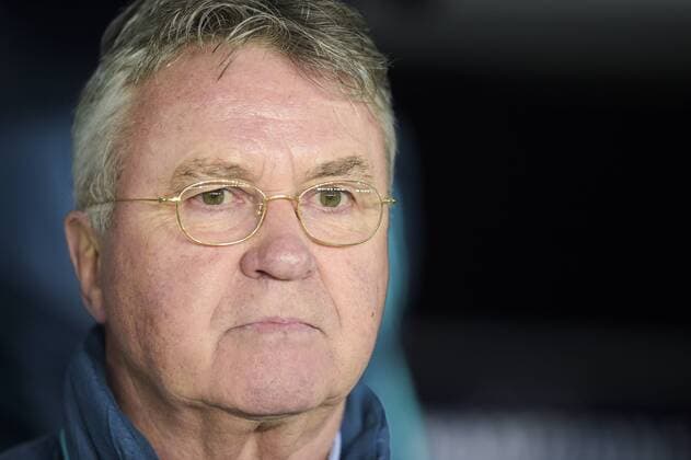 Guus Hiddink - (Chelsea) - Fussball, Champions League, Paris Saint Germain PSG vs. FC Chelsea - 16 02 2016 JBAutissier Panoramic 