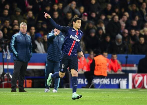Edinson Cavani ( PSG ) - Fussball, Champions League, Paris Saint Germain PSG vs. FC Chelsea - 16 02 2016 FedericoPestellini Panoramic 
