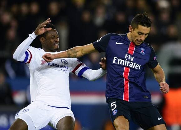Marquinhos ( PSG ) - Baba Rahman ( Chelsea ) - Fussball, Champions League, Paris Saint Germain PSG vs. FC Chelsea - 16 02 2016 FedericoPestellini Panoramic 