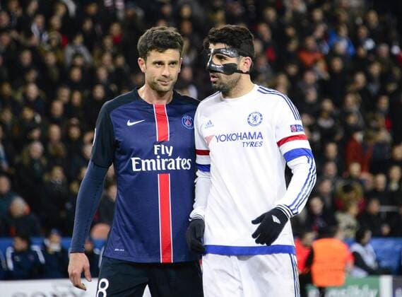 Thiago Motta ( PSG ) - Diego Costa ( Chelsea ) - Fussball, Champions League, Paris Saint Germain PSG vs. FC Chelsea - 16 02 2016 FedericoPestellini Panoramic 