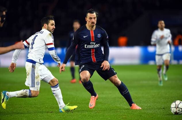 Cesc Fabregas (Chelsea), Zlatan Ibrahimovic (PSG), FEBRUARY 16, 2016 - Football Soccer : UEFA Champions League round of 16 1st leg match between Paris Saint Germain 2-1 Chelsea at the Parc des Princes in Paris, France. NoxThirdxPartyxSales  (mmcb008067)