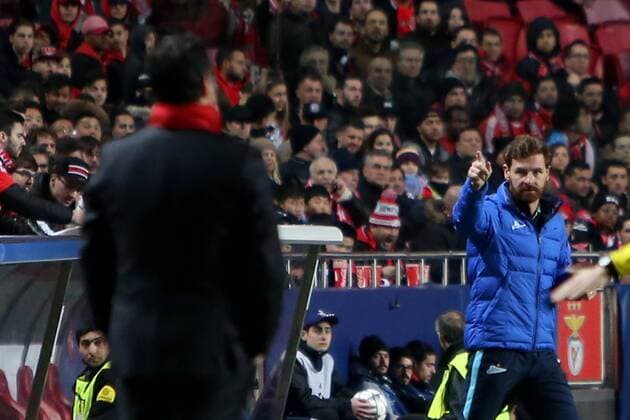 Feb. 16, 2016 - Lisbon, Portugal - Zenit s head coach Andr Villas-Boas speaks to Benfica s head coach Rui Vitria during the UEFA Champions League round of 16 football match between SL Benfica and FC Zenith at the Luz stadium in Lisbon on February 16, 2016. UEFA Champions League - Benfica Vs Zenith  - ZUMAn230
