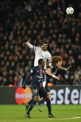 DAVID LUIZ (psg) - DIEGO COSTA (che) - Fussball, Champions League, Paris Saint Germain PSG vs. FC Chelsea - 16 02 2016 AnthonyBIBARD FEP Panoramic 