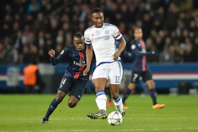BLAISE MATUIDI (psg) - John Obi Mikel (che) - Fussball, Champions League, Paris Saint Germain PSG vs. FC Chelsea - 16 02 2016 AnthonyBIBARD FEP Panoramic 