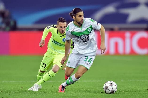 Sebastian Jung defender of VfL Wolfsburg in front of Milicevic Danijel midfielder of KAA Gent FOOTBALL : KAA Gent vs VFL Wolfsburg - Champions League 17 02 2016 PHOTONEWS PANORAMIC 