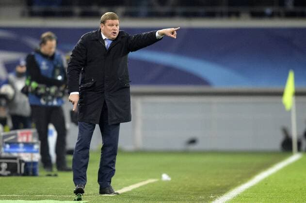 Gent s head coach Hein Vanhaezebrouck pictured during a game between Belgian KAA Gent and German VfL Wolfsburg, a first leg of the 1 8 finals of the UEFA Champions League competition, in Gent, Wednesday 17 February 2016. YORICKxJANSENS  x04794772x
