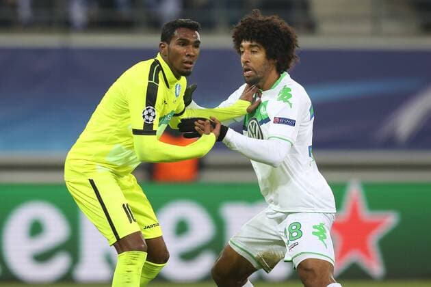 Gent s Renato Neto and Wolfsburg s Dante pictured during a game between Belgian KAA Gent and German VfL Wolfsburg, a first leg of the 1 8 finals of the UEFA Champions League competition, in Gent, Wednesday 17 February 2016. BRUNOxFAHY  x04794782x