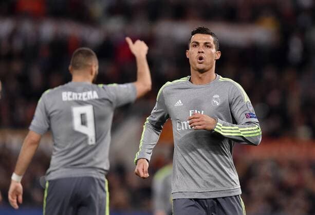 FUSSBALL CHAMPIONS LEAGUE SAISON 2015 2016 ACHTELFINAL HINSPIEL AS Rom - Real Madrid 17.02.2016 Cristiano Ronaldo (Real Madrid) cool 