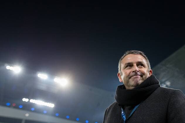 Fußball, Champions League, KAA Gent - VfL Wolfsburg Gent Manager Geschaeftsfuehrer Klaus Allofs (VfL Wolfsburg) beim Champions-League Achtelfinal Hinspiel zwischen KAA Gent und dem VfL Wolfsburg am 17.02.2016, Copyright: Schueler Eibner-Pressefoto EP_JSE