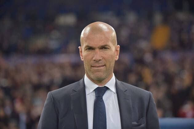 Fußball, Champions League, AS Rom - Real Madrid Football - soccer: UEFA Champions League, AS Rom - Real Madrid Zinedine Zidane coach (Hinweis: Verwendung nur in Deutschland - only Germany) xHOCHxZWEIx xItalyxPhotoxPressx 