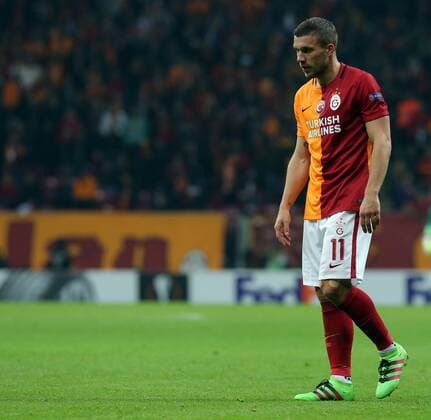Fußball, EuropaLeague, Galatasaray Istanbul - Lazio Rom UEFA Europa league top 32 first leg match between Galatasaray and Lazio at Turk Telekom Arena in Istanbul , Turkey on February 18 , 2016. Final Score : Galatasaray 1 - Lazio 1 Pictured: Lukas Podolski of Galatasaray. 
