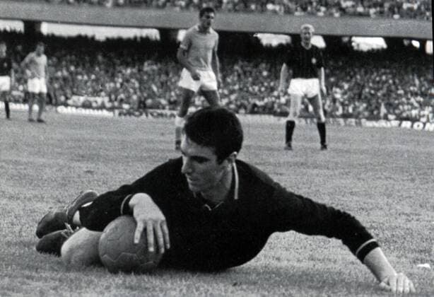 foto IPP ivoxfelsineo calcio campionato serie a 1967-1968 dino zoff Torwart SSC napoli xHOCHxZWEIx xItalyxPhotoxPressx 