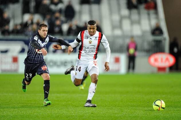 Fußball, Girondins Bordeaux - OGC Nizza Valentin Vada (gir) vs Alassane Plea (ogc) - Fussball Frankreich, Ligue 1, Girondins Bordeaux vs. OGC Nice - 19 02 2016 ThierryBreton Panoramic 