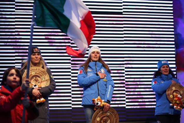 ALPINE SKIING - FIS WC La Thuile LA THUILE,ITALY,20.FEB.16 - ALPINE SKIING - FIS World Cup, downhill, ladies, award ceremony. Image shows the rejoicing of Lindsey Vonn (USA), Nadia Fanchini and Daniela Merighetti (ITA). GEPAxpictures xDanielxGoetzhaber