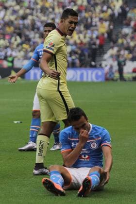 Fussball Mexiko - Feb. 20, 2016 - Mexico - D20021617.JPG.CIUDAD DE MEXICO SportsDeportes-Soccer.- Club America vs Cruz Azul Foto: Agencia EL UNIVERSALCarlos MejiaJMA. Latin News - Feb. 20, 2016  - ZUMAu78_