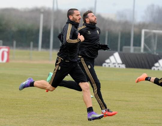 Football - soccer: UEFA Champions League, Training Juventus Turin, leonardo bonucci, andrea barzagli xHOCHxZWEIx xItalyxPhotoxPressx 