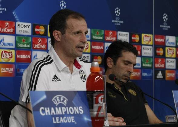 Feb. 22, 2016 - Turin, Italy - Massimiliano Allegri (all) and Gianluigi Buffon (1) during the press conference PK Pressekonferenz on the eve of the Champions League match between Juventus FC and FC Bayern Mnchen at the Juventus Stadium in Turin, February 22, 2016. Juventus - Training & Press Conference  - ZUMAn230