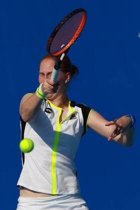 Belgian tennis player Alison Van Uyvanck in action against Colombian Mariana Duque during a Mexico Tennis Open match held in Acapulco, Mexico, 22 February 2016. MARIANA DUQUE VS ALISON VAN UYVANCK !ACHTUNG: NUR REDAKTIONELLE NUTZUNG!  MEX28 20160223-635917860648537798