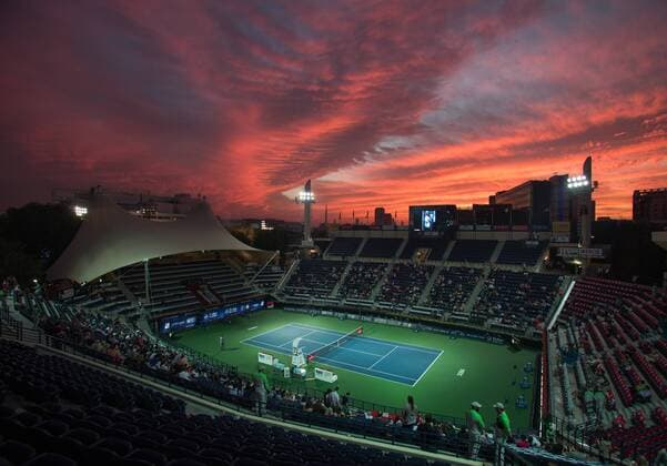 Dubai Tennis Features 2016, Sonnenuntergang ueber Stadion Tennis - Dubai Duty Free Tennis Championships - ATP Tennis Herren - - Dubai - - United Arab Emirates - 23 February 2016.