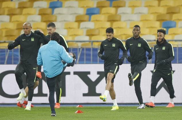 Feb. 23, 2016 - Kiev, Ukraine - Manchester City s players attend a training session,at Olimpiyskiy stadium,in Kiev,Ukraine,23 February,2016. Manchester City will face Dynamo Kyiv in the UEFA Champions League round of 16 football match,on 24 February,2016. FC Manchester City press conference PK Pressekonferenz and Training Session  - ZUMAn230