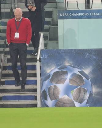 Fußball, Champions League, Juventus Turin - FC Bayern München Matthias SAMMER, FCB Sportdirektor im Stadion Rundgang JUVENTUS TURIN - FC BAYERN MUENCHEN Achtelfinale, Fussball UEFA Champions League, in Turin, Italien, 23.02.2016 CL Saison 2015 2016, FCB, Muenchen