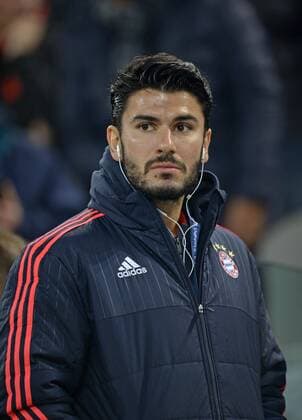 23.02.2016, Fussball Championsleague 2015 2016, Achtelfinale, Juventus Turin - FC Bayern München, in der Juventus Arena, Turin (Italien). Serdar Tasci (FC Bayern München) auf der Bank 