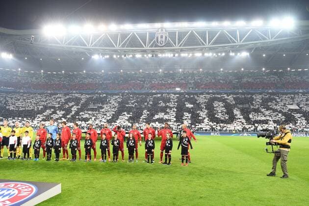 Fußball, Champions League, Juventus Turin Mg Torino 23 02 2016 - Champions League Juventus Turin: Fanchoreo Juventus 