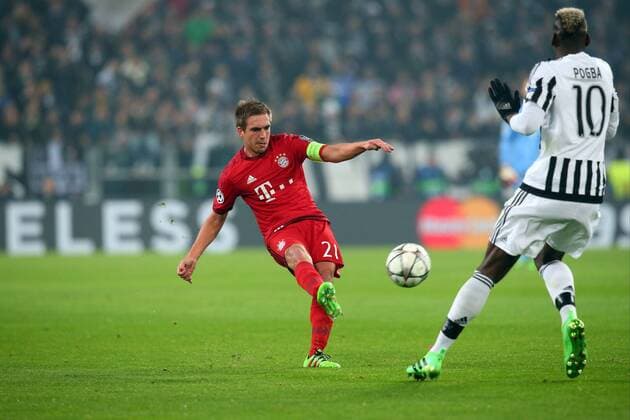 Turin Philipp Lahm (FC Bayern Muenchen) Paul Labile Pogba ( Juventus FC ), Juventus FC vs.FC Bayern Muenchen, Fussball, Champions League Achtelfinale, 23.02.2016, Copyright: Langer Eibner-Pressefoto EP_HLR