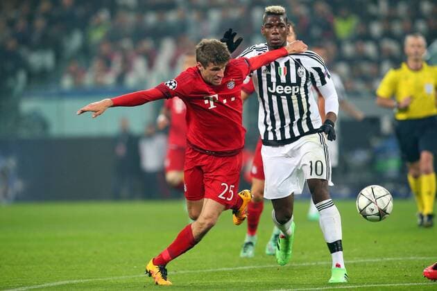 Turin Thomas Mueller (FC Bayern Muenchen) Paul Labile Pogba ( Juventus FC ), Juventus FC vs.FC Bayern Muenchen, Fussball, Champions League Achtelfinale, 23.02.2016, Copyright: Langer Eibner-Pressefoto EP_HLR