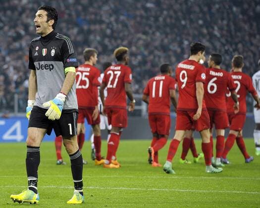 Gianluigi Buffon Juventus, Thomas Muller. Dejection Torino 23-02-2016 Juventus Stadium, Football Champions League 2015 2016 Round of 16 Juventus Turin vs. FC Bayern München . filippoxalfero