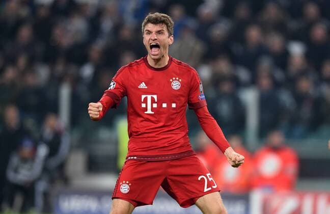 Fußball, Champions League, Juventus Turin - FC Bayern München FUSSBALL CHAMPIONS LEAGUE SAISON 2015 2016 ACHTELFINALE HINSPIEL Juventus Turin - FC Bayern Muenchen 23.02.2016 Torjubel nach dem 0:1: Thomas Mueller (FC Bayern Muenchen) 