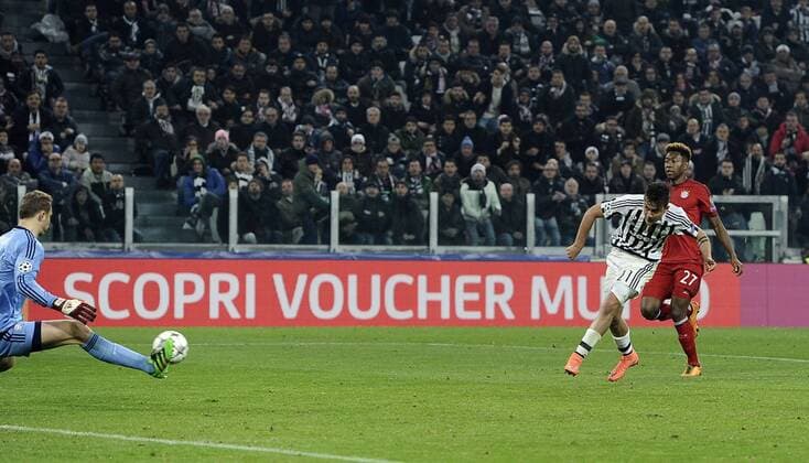 Fußball, Champions League, Juventus Turin - FC Bayern München Torino 23 02 2016 - Champions League Juventus Turin vs. FC Bayern München: Paulo Dybala 