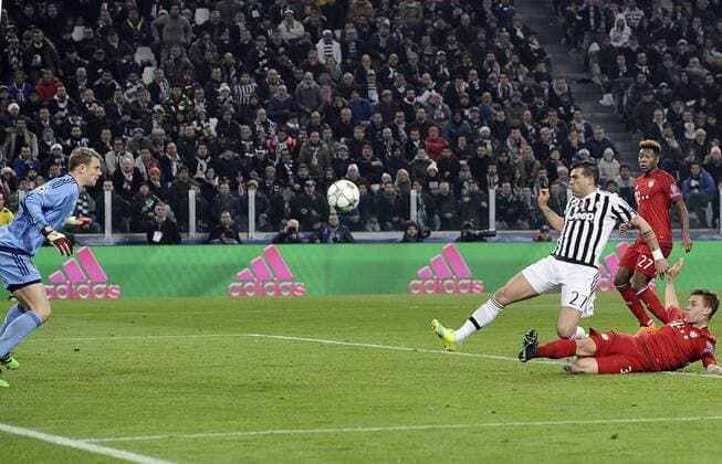 Fußball, Champions League, Juventus Turin - FC Bayern München Torino 23 02 2016 - Champions League Juventus Turin vs. FC Bayern München: Stefano Sturaro 