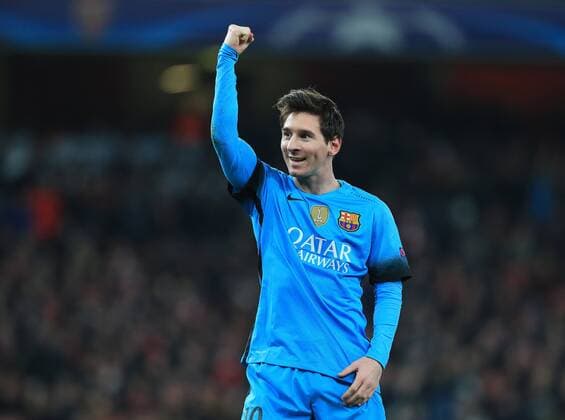 Fußball, Champions League, FC Arsenal - FC Barcelona Barcelona s Lionel Messi celebrates scoring his sides second goal UEFA Champions League 2nd Round First Leg - Arsenal vs Barcelona - Emirates Stadium -England - 23rd February 2016 - Picture David Klein Sportimage EDITORIAL USE ONLY. No use with unauthorised audio, video, data, fixture lists, club league logos or live services. Online in-match use limited to 120 images, no video emulation. No use in betting, games or single club league player publications.