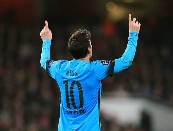Fußball, Champions League, FC Arsenal - FC Barcelona, Matchwinner Lionel Messi Barcelona s Lionel Messi celebrates scoring his sides second goal UEFA Champions League 2nd Round First Leg - Arsenal vs Barcelona - Emirates Stadium -England - 23rd February 2016 - Picture David Klein Sportimage EDITORIAL USE ONLY. No use with unauthorised audio, video, data, fixture lists, club league logos or live services. Online in-match use limited to 120 images, no video emulation. No use in betting, games or single club league player publications.