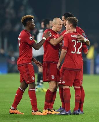 FUSSBALL CHAMPIONS LEAGUE SAISON 2015 2016 ACHTELFINAL HINSPIEL Juventus Turin - FC Bayern Muenchen 23.02.2016 Enttaeuschung FC Bayern Muenchen; David Alaba, Arjen Robben und Joshua Kimmich (v.li.) 
