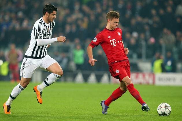Turin Alvaro Morata ( Juventus FC ) Joshua Kimmich (FC Bayern Muenchen), Juventus FC vs.FC Bayern Muenchen, Fussball, Champions League Achtelfinale, 23.02.2016, Copyright: Langer Eibner-Pressefoto EP_HLR