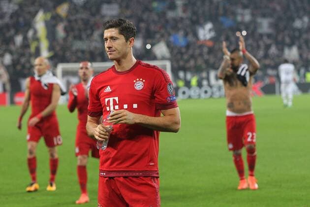 Turin Robert Lewandowski (FC Bayern Muenchen) nach dem 2:2, Juventus FC vs.FC Bayern Muenchen, Fussball, Champions League Achtelfinale, 23.02.2016, Copyright: Langer Eibner-Pressefoto EP_HLR