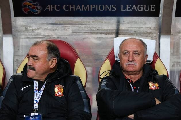 GUANGZHOU, CHINA - FEBRUARY 24: (CHINA OUT) Luiz Felipe Scolari (R), head caoch of Guangzhou Evergrande, looks on during the AFC Champions League Group H match between Guangzhou Evergrande and Pohang Steelers at Tianhe Center on February 24, 2016 in Guangzhou, China.  CFP480108291 