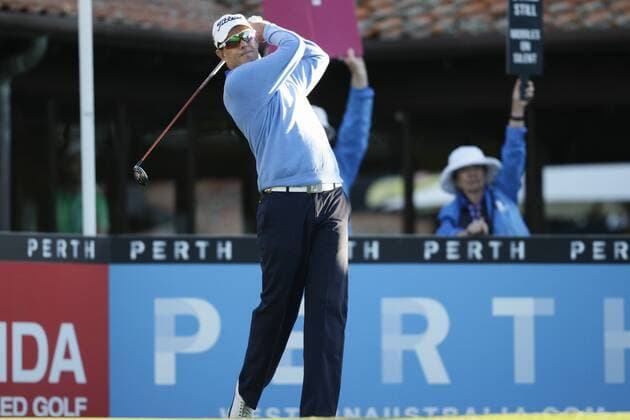 25.02.2016. Perth, Australia. ISPS HANDA Perth International Golf. Stephen Leaney (AUS) hits his first shot for the tournament on tee 1 day 1. xActionxPlusxOperationsx  ActionPlus11710790